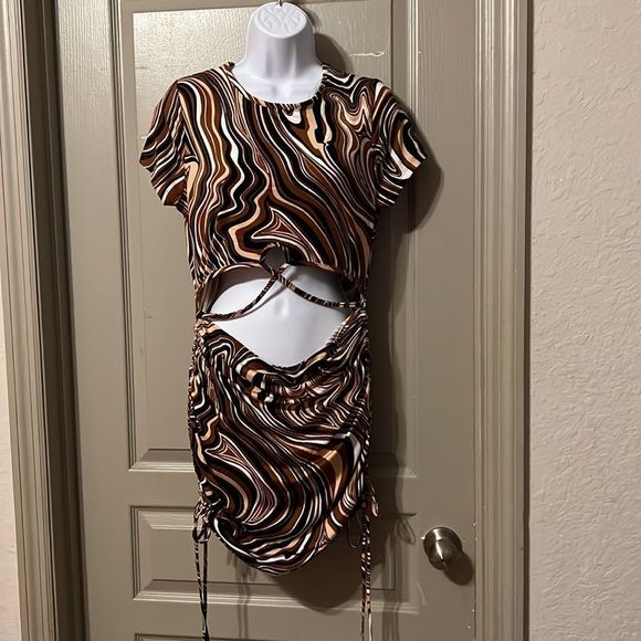 𝅺❤️NEW SEXY‼️BODYCON BROWN DRESS - Picture 1 of 4